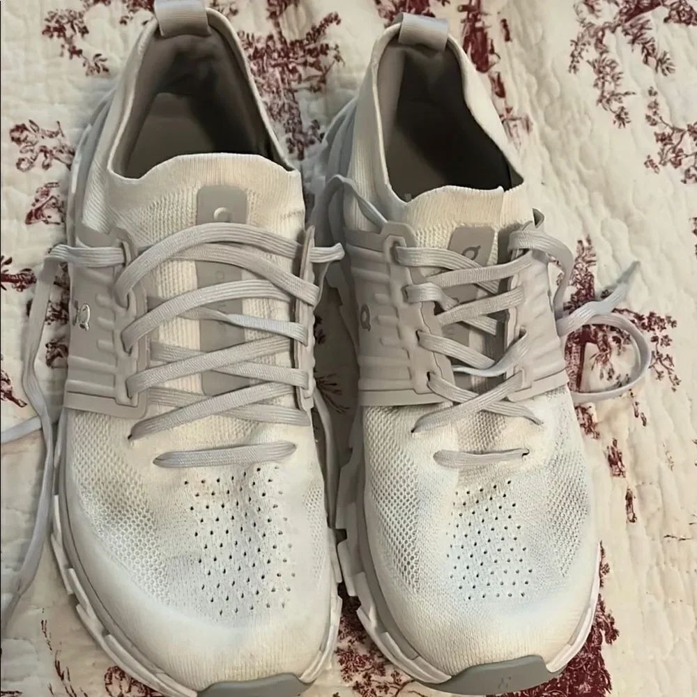 On cloud White Sneakers
